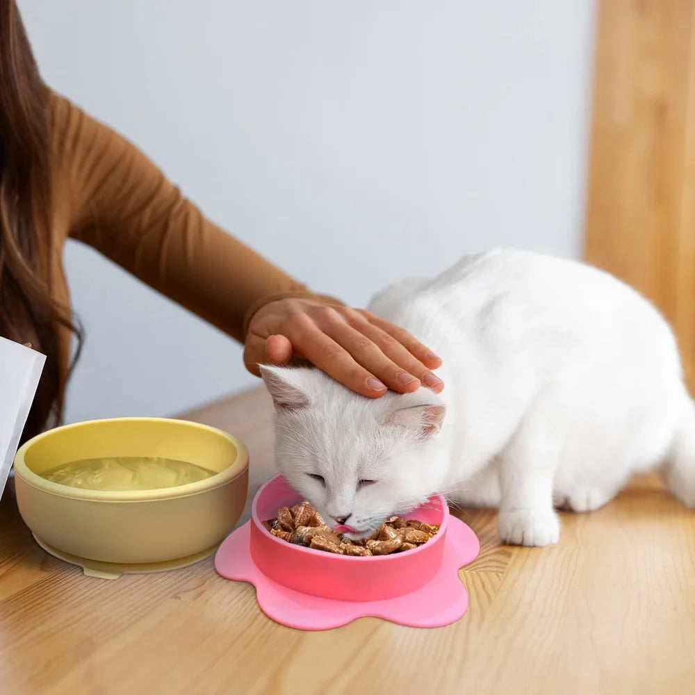 Flower-Shaped Silicone Pet Bowl With Non-Slip Base